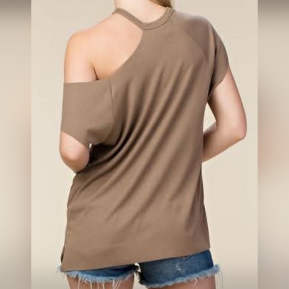 NEW!! Vocal Dreamer Free Spirit Graphic Tee in Brown With Rhinestone Accents - Picture 3 of 11